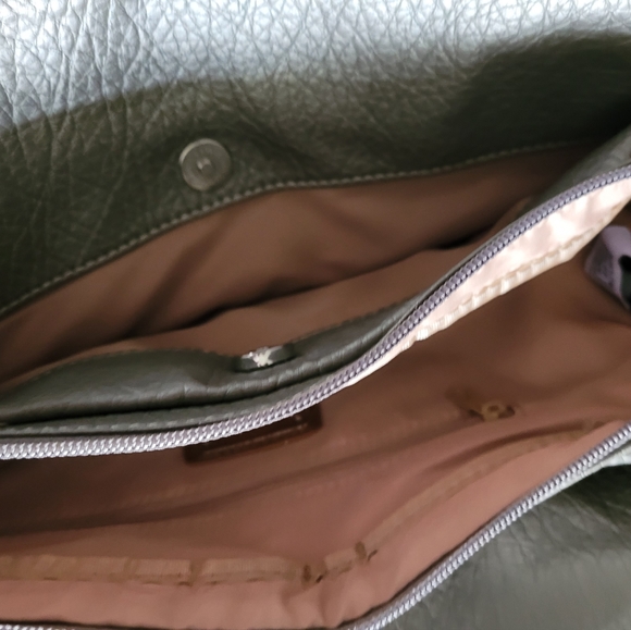 Handbag - Picture 3 of 5